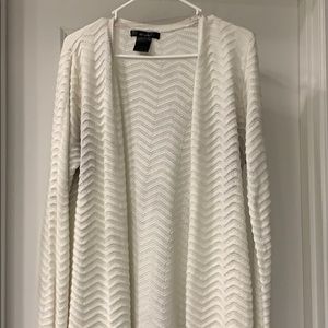 SALE White ribbed cardigan gently worn